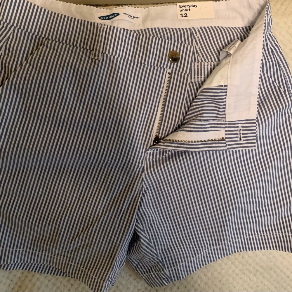 Old Navy shorts Size 12